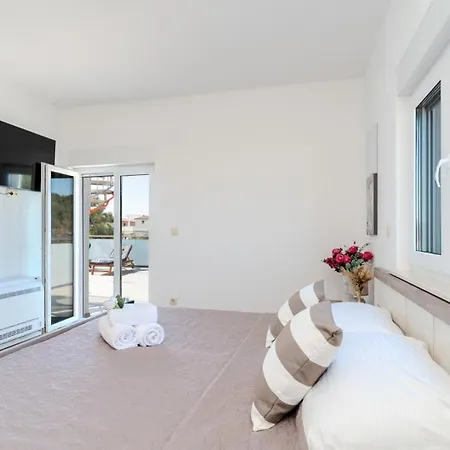 Elemar By Guide Apartment *